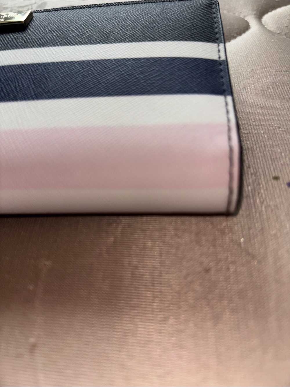 Kate Spade Striped Leather Continental Wallet Women’s Authentic - Picture 2 of 13
